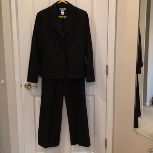 Black Striped Worthington Pant suit